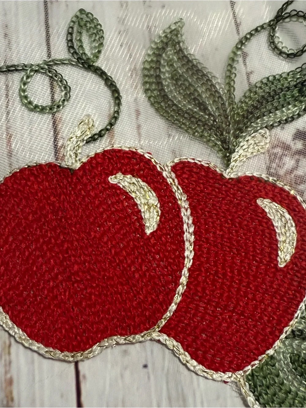 New Red Apple Kitchen Curtains - 3-Piece Set
